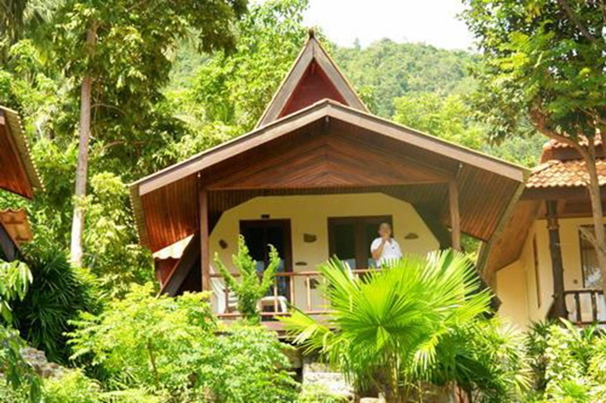 Buritara Resort, Phangan Island チャロクルム エクステリア 写真